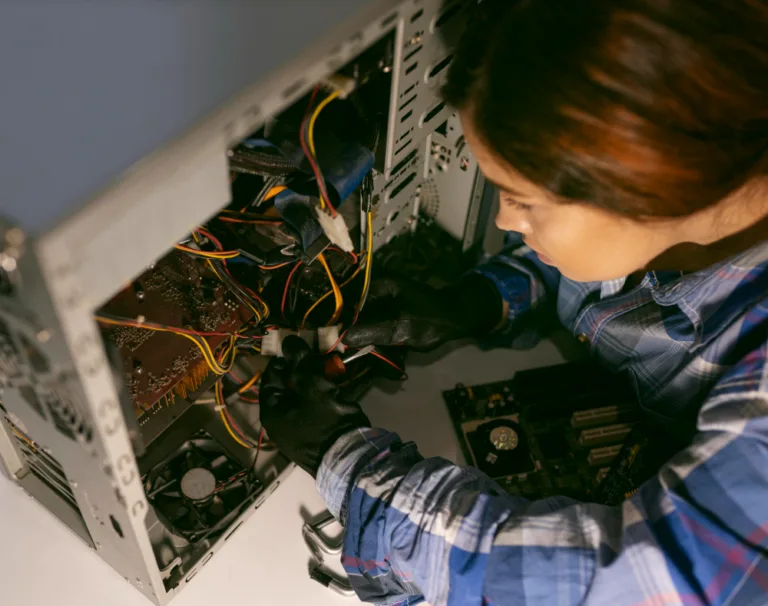 When to Replace IT Infrastructure: A Guide for Smart IT Infrastructure Supply